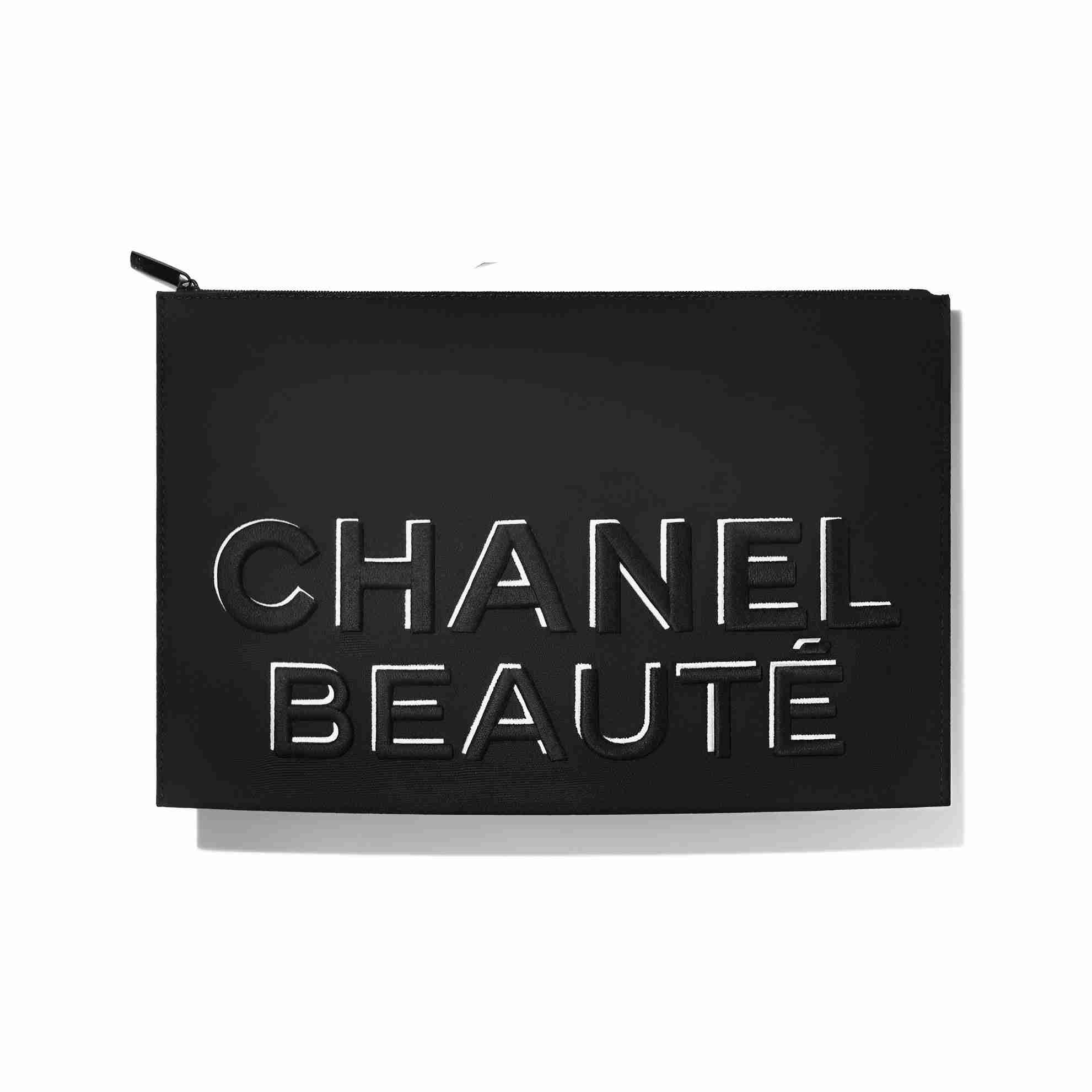Chanel flat pouch