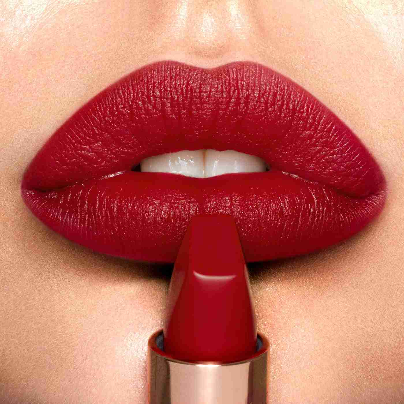 Charlotte tilbury matte revolution lipstick - red carpet red