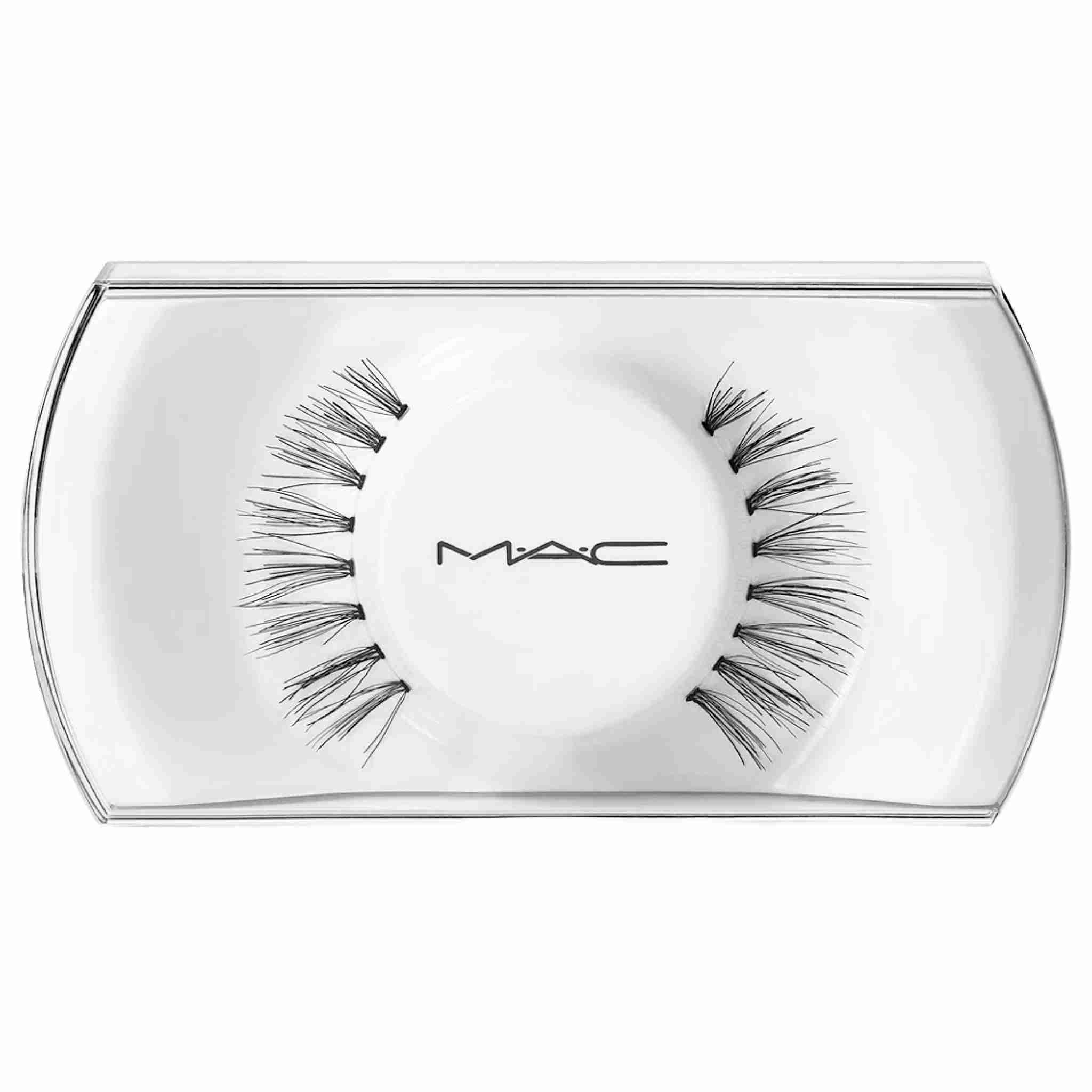 Mac cosmetics 81 charmer lash