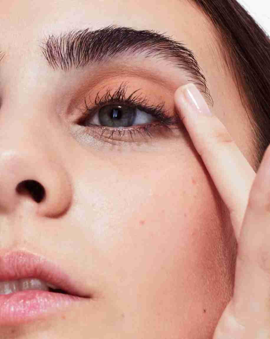 Glossier skywash sheer matte lid tint - valley