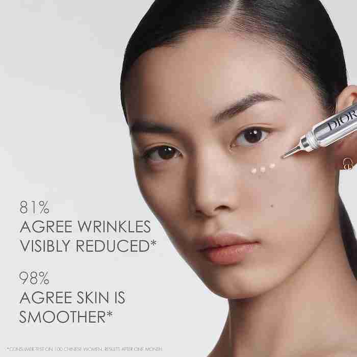 Dior Capture Totale Hyalushot wrinkle treatment applicator targeting dark circles.